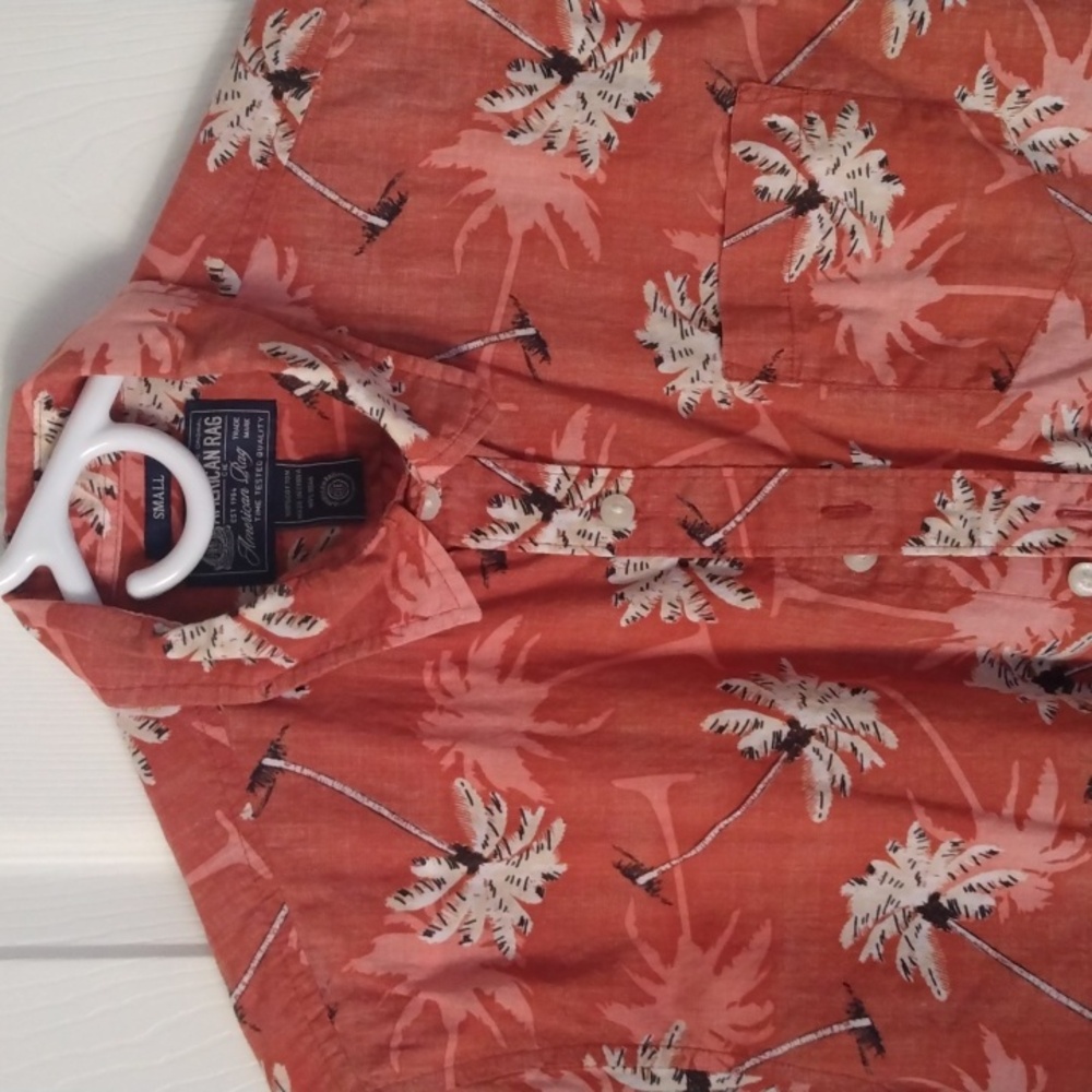 American Rag Men's size SMALL Palm Tree Print Short-Sleeve Button-Down - Picture 3 of 5